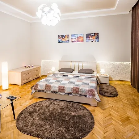 Onlviv Apartments Teatralna 23 Exterior photo